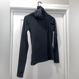 Nike Women’s mock turtleneck pullover